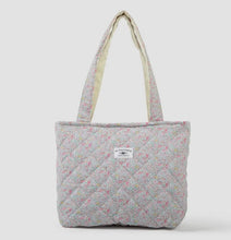 Load image into Gallery viewer, Floral Day in the Park Quilted Handmade Tote Zipper Bag
