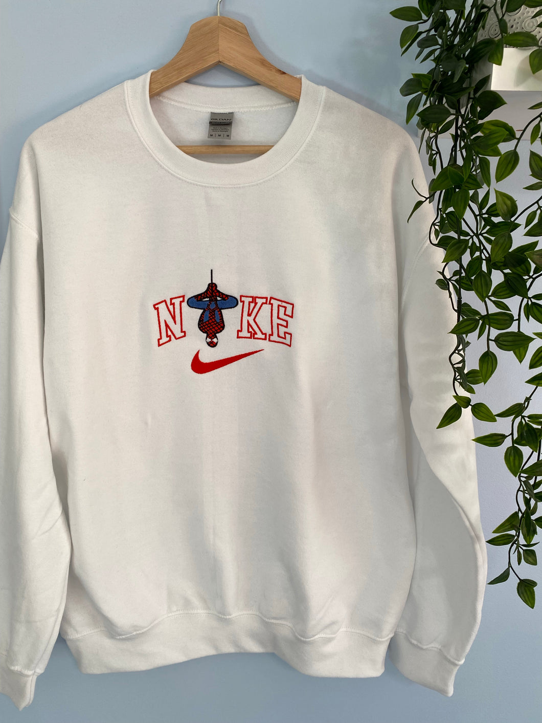 Spider Crewneck