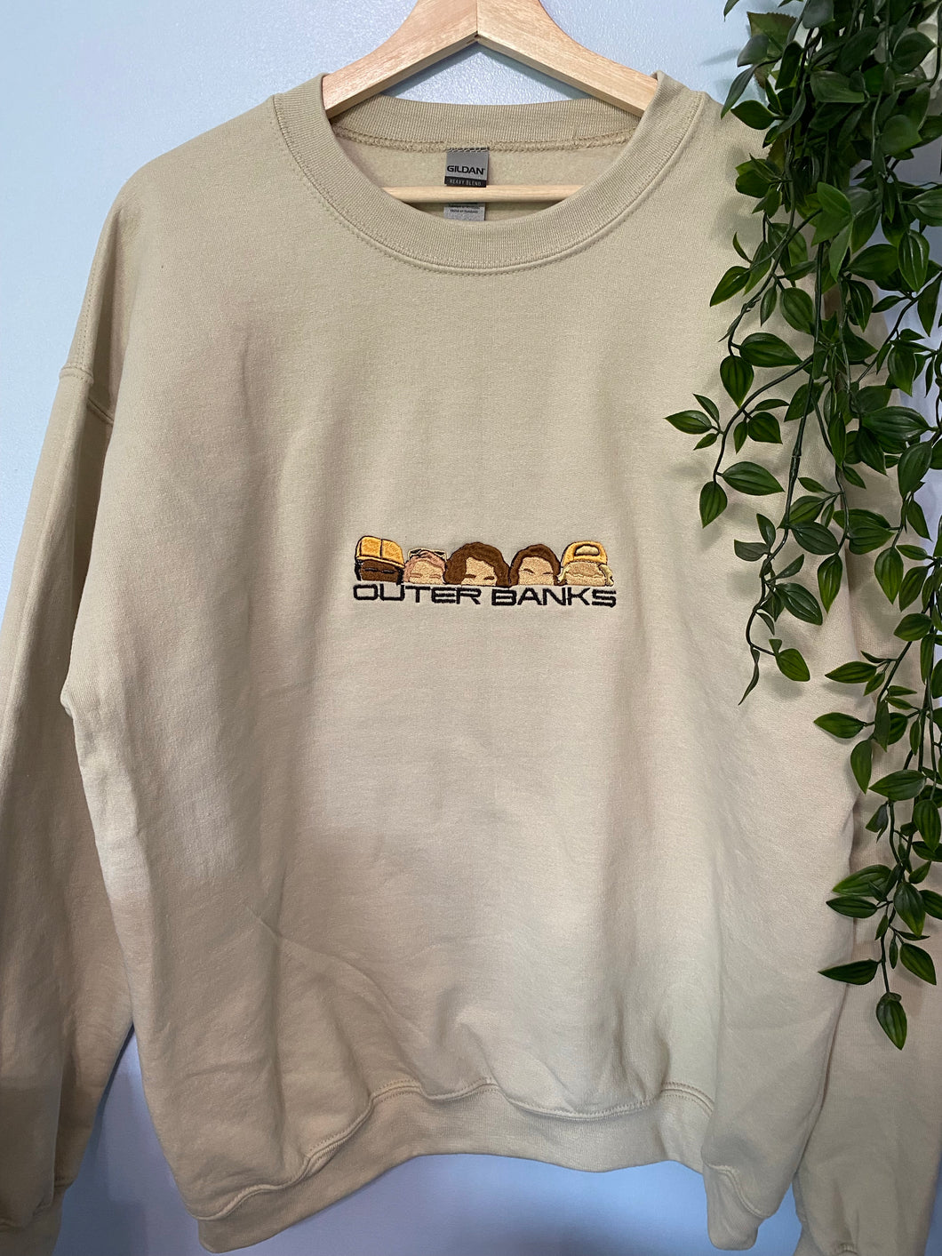 Outerbanks Cast Crewneck