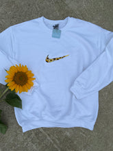 Load image into Gallery viewer, Sunflower Crewneck
