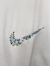 Load image into Gallery viewer, Flowers Crewneck
