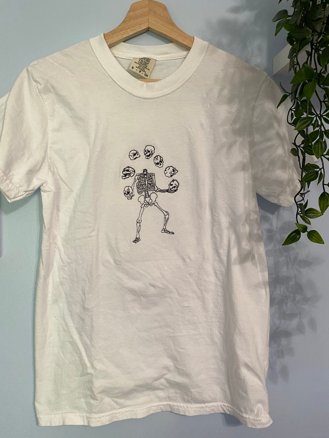 Juggling Skeleton Tee