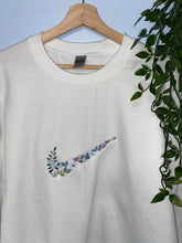 Load image into Gallery viewer, Flowers Crewneck
